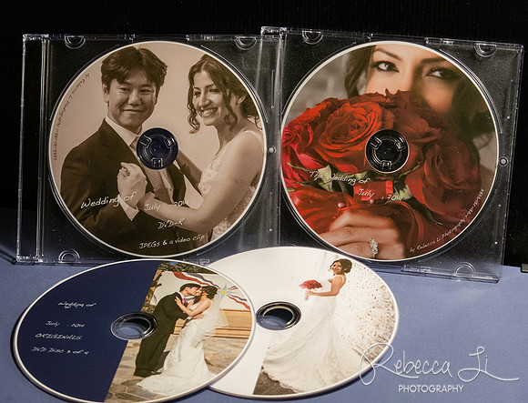 DVD with customized direct-print covers for your precious memories
